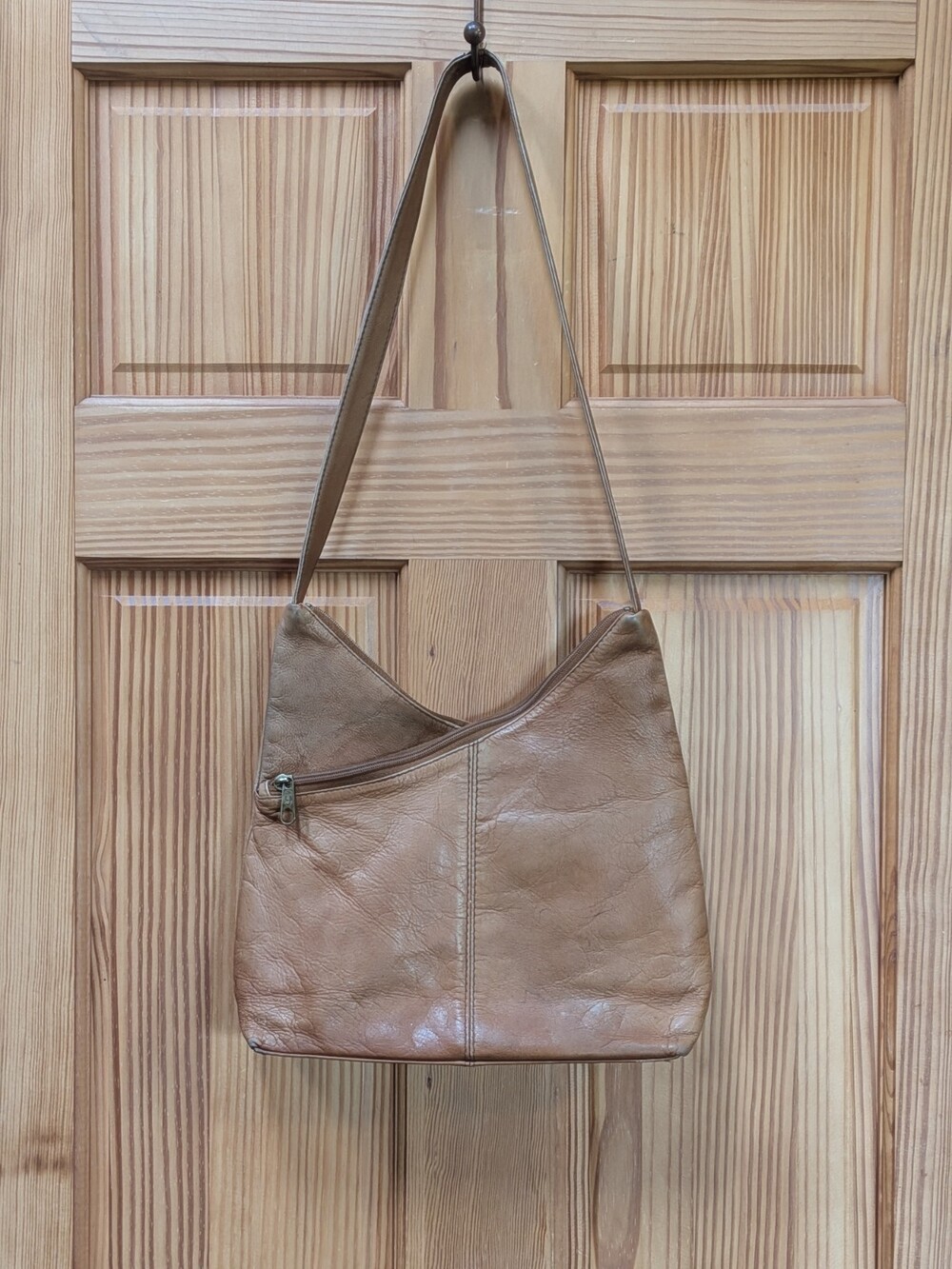 Hobo International Brown Leather 3-Compartment Purse Made In Colombia Lined Zip